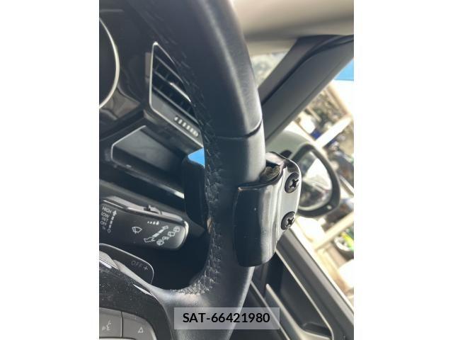 VolksWagen GOLF TOURAN 2020-03 6615699-17