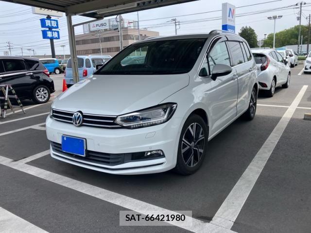 VolksWagen GOLF TOURAN 2020-03 6615699-1