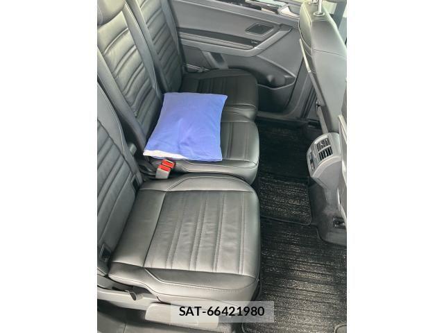 VolksWagen GOLF TOURAN 2020-03 6615699-20