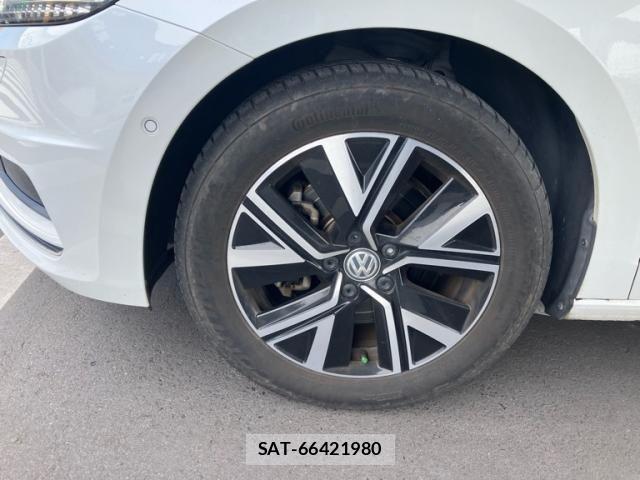 VolksWagen GOLF TOURAN 2020-03 6615699-7
