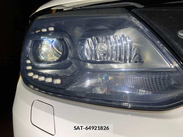 VolksWagen GOLF TOURAN 2013-09 6678777-11