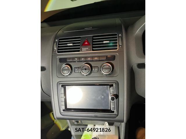 VolksWagen GOLF TOURAN 2013-09 6678777-17