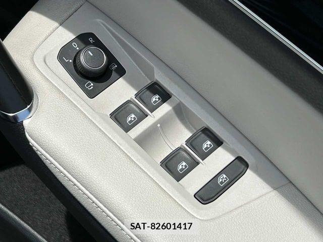 VolksWagen GOLF TOURAN 2020-01 6717759-12