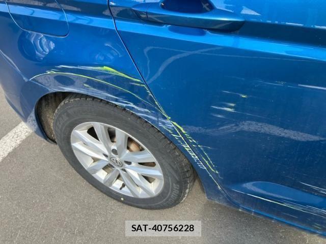 VolksWagen GOLF TOURAN 2016-01 6915374-20