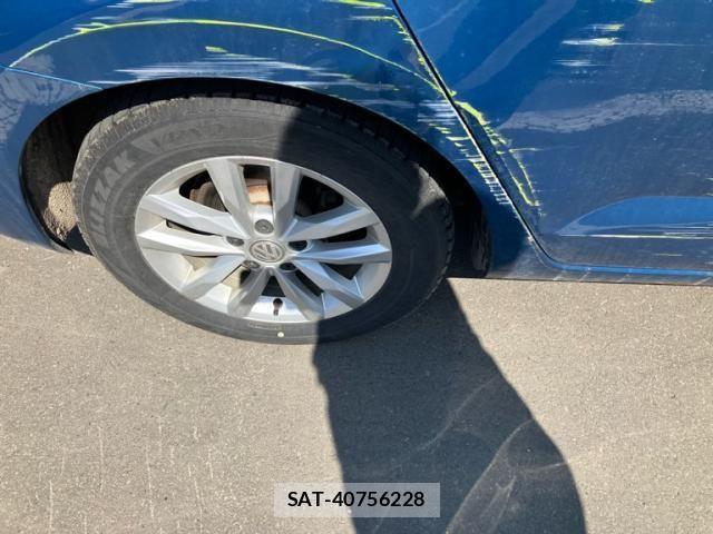 VolksWagen GOLF TOURAN 2016-01 6915374-6