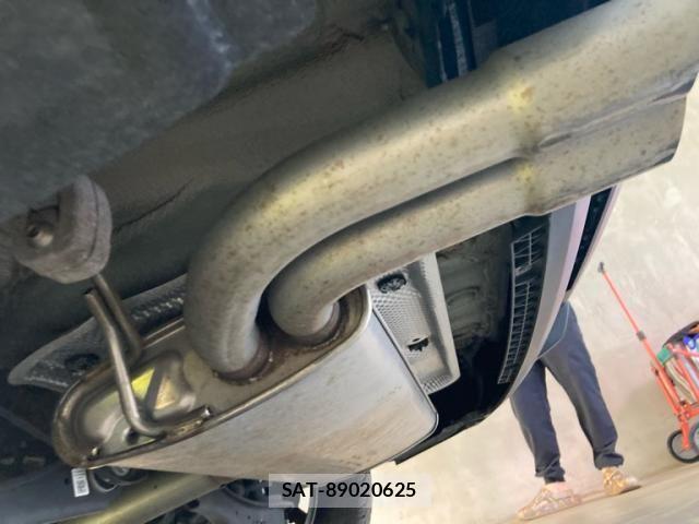VolksWagen GOLF TOURAN 2018-01 6915367-12