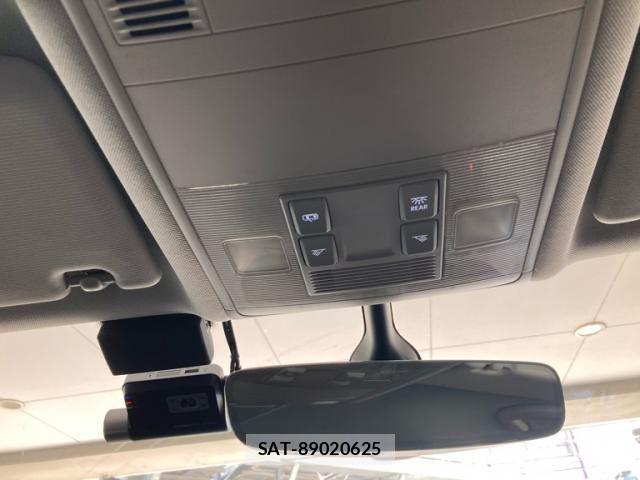VolksWagen GOLF TOURAN 2018-01 6915367-20