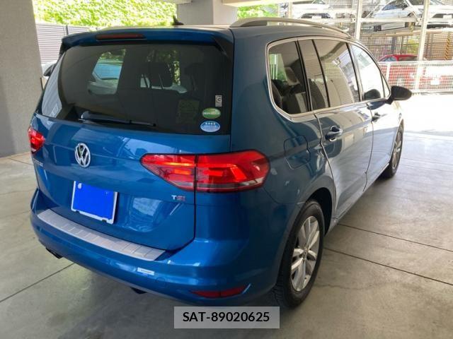 VolksWagen GOLF TOURAN 2018-01 6915367-4
