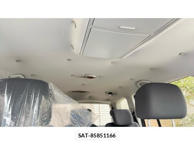 VolksWagen GOLF TOURAN 2015-06 7061378-16