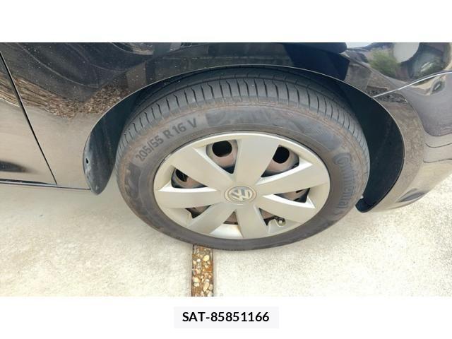 VolksWagen GOLF TOURAN 2015-06 7061378-3
