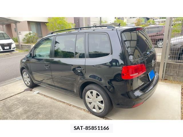 VolksWagen GOLF TOURAN 2015-06 7061378-6