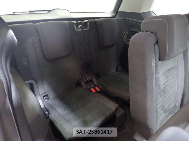 VolksWagen GOLF TOURAN 2016-10 7227104-23