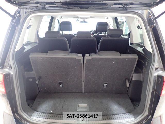 VolksWagen GOLF TOURAN 2016-10 7227104-24