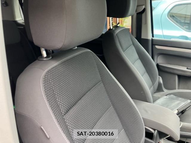 VolksWagen GOLF TOURAN 2013-02 7227102-9