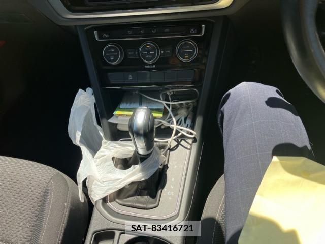 VolksWagen GOLF TOURAN 2016-02 7227101-15