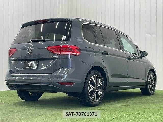 VolksWagen GOLF TOURAN 2021-12 7252834-15