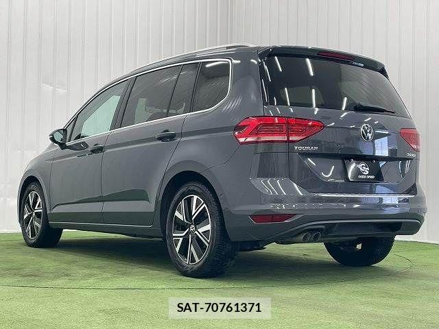VolksWagen GOLF TOURAN 2021-12 7252834-16
