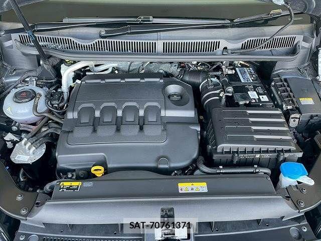 VolksWagen GOLF TOURAN 2021-12 7252834-19