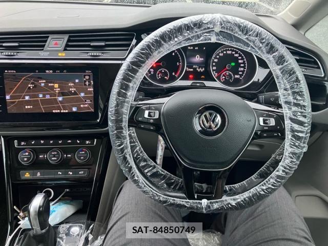 VolksWagen GOLF TOURAN 2018-10 7273264-9
