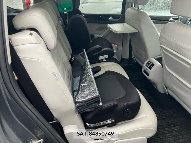 VolksWagen GOLF TOURAN 2018-10 7273264-11