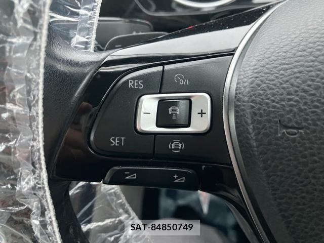 VolksWagen GOLF TOURAN 2018-10 7273264-20