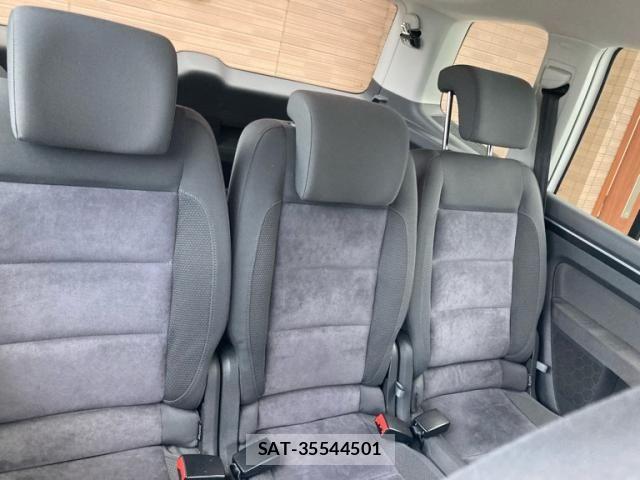 VolksWagen GOLF TOURAN 2011-11 7331189-14