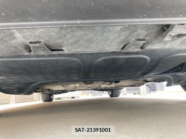 VolksWagen GOLF TOURAN 2010-02 7360474-9