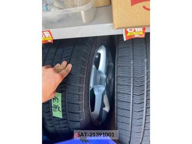 VolksWagen GOLF TOURAN 2010-02 7360474-27