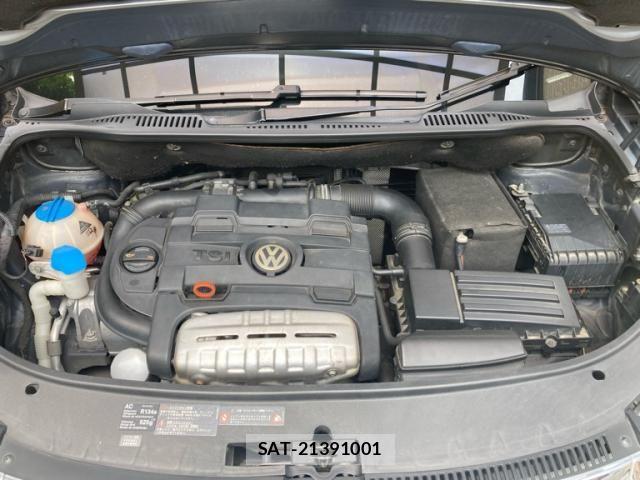 VolksWagen GOLF TOURAN 2010-02 7360474-8