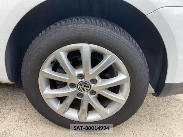 VolksWagen GOLF TOURAN 2010-06 7360473-6