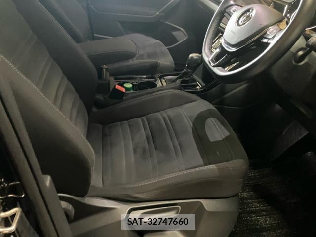 VolksWagen GOLF TOURAN 2018-02 7394852-16
