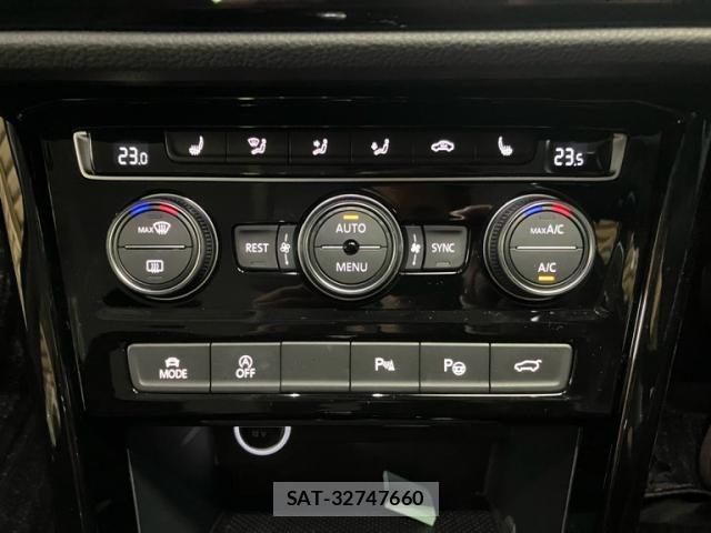 VolksWagen GOLF TOURAN 2018-02 7394852-24