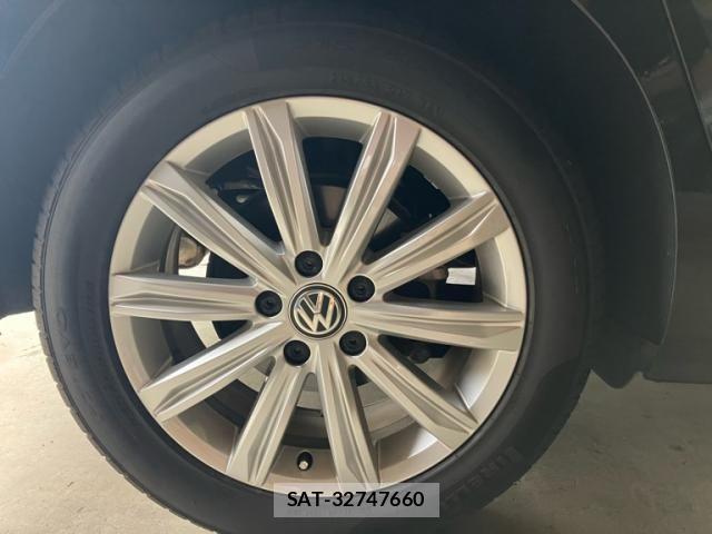 VolksWagen GOLF TOURAN 2018-02 7394852-5