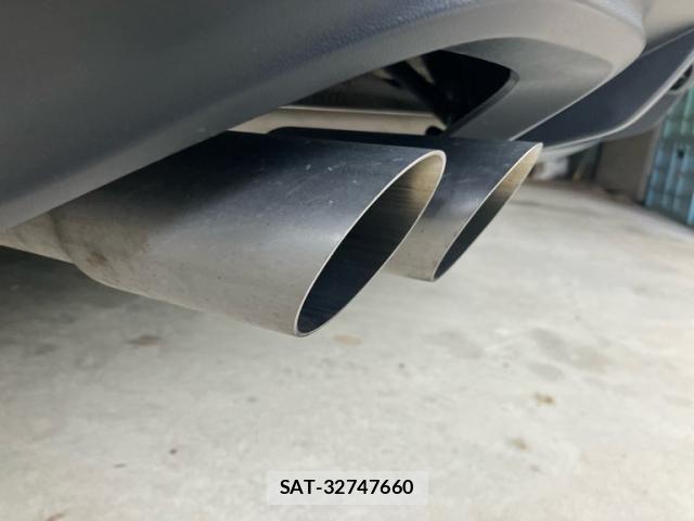 VolksWagen GOLF TOURAN 2018-02 7394852-8