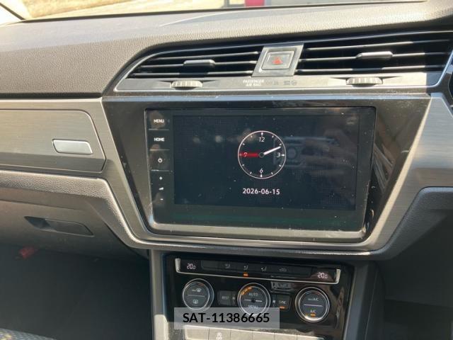 VolksWagen GOLF TOURAN 2018-02 7503722-16