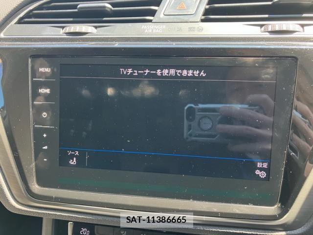 VolksWagen GOLF TOURAN 2018-02 7503722-21