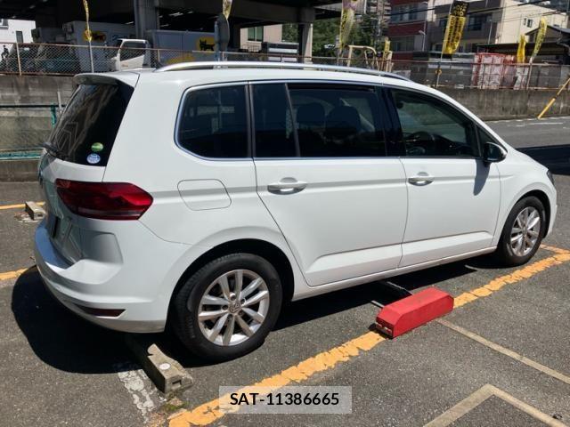 VolksWagen GOLF TOURAN 2018-02 7503722-3