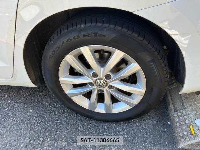 VolksWagen GOLF TOURAN 2018-02 7503722-5