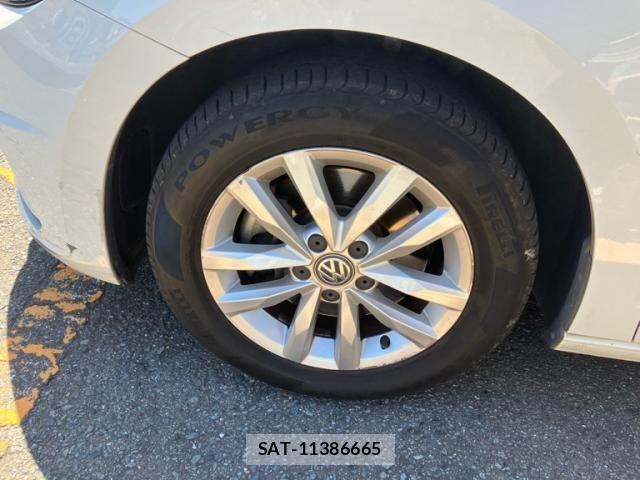 VolksWagen GOLF TOURAN 2018-02 7503722-6