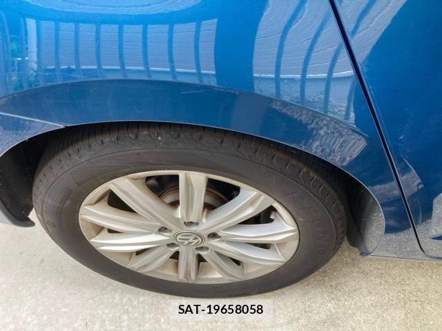 VolksWagen GOLF TOURAN 2018-06 7503721-6