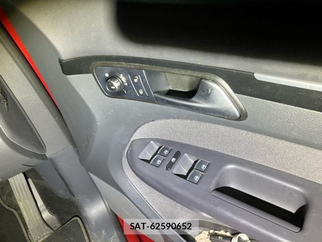 VolksWagen GOLF TOURAN 2015-05 7563086-9