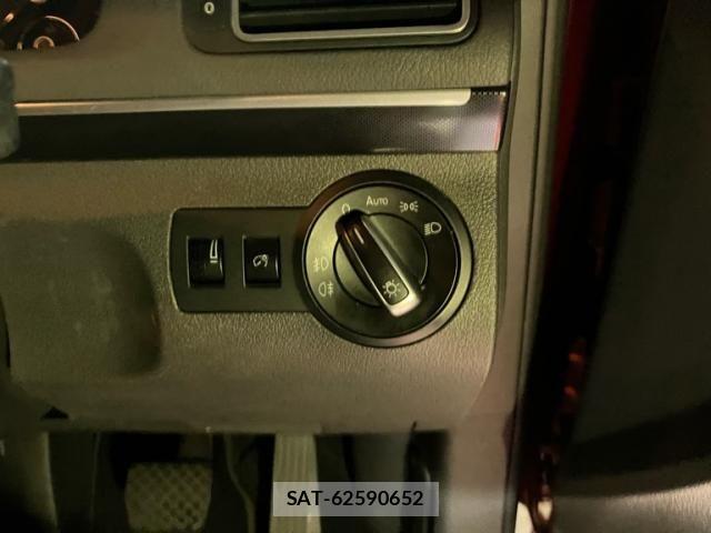 VolksWagen GOLF TOURAN 2015-05 7563086-10