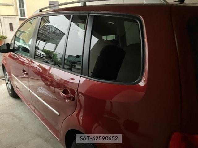 VolksWagen GOLF TOURAN 2015-05 7563086-3