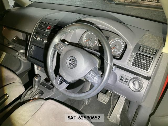 VolksWagen GOLF TOURAN 2015-05 7563086-8