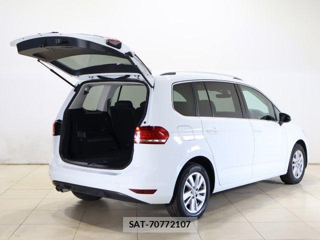 VolksWagen GOLF TOURAN 2021-06 7563084-9