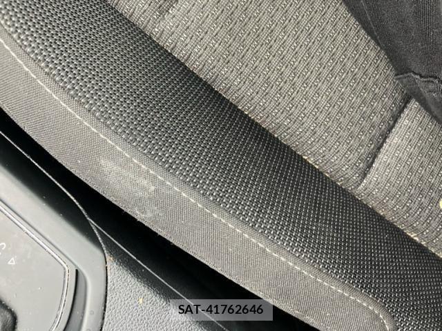 VolksWagen GOLF TOURAN 2017-12 7730713-28