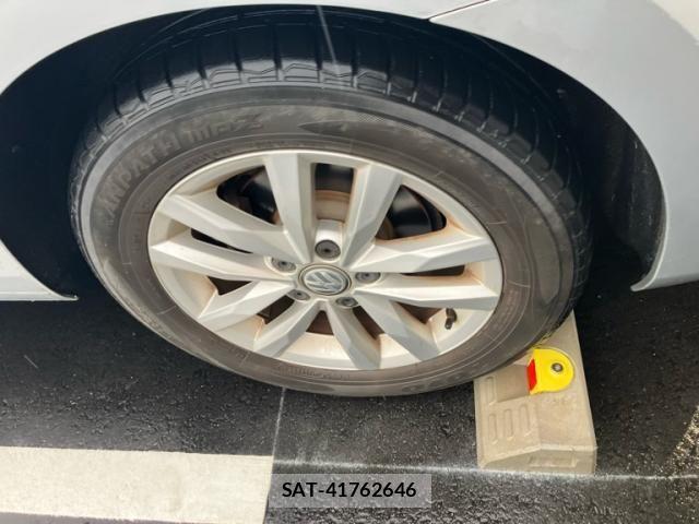 VolksWagen GOLF TOURAN 2017-12 7730713-6