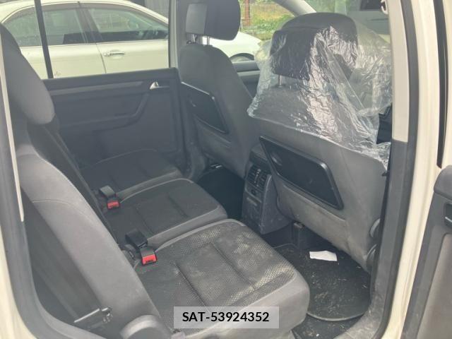 VolksWagen GOLF TOURAN 2013-07 7730714-14