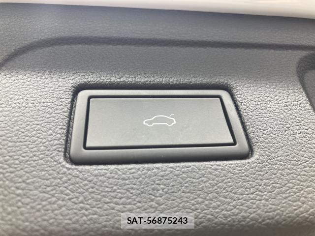 VolksWagen GOLF TOURAN 2026-03 7790501-8