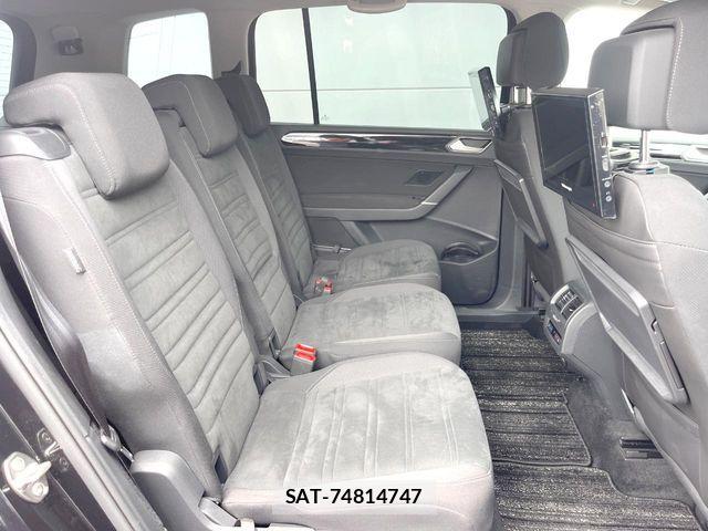VolksWagen GOLF TOURAN 2019-08 7880480-9